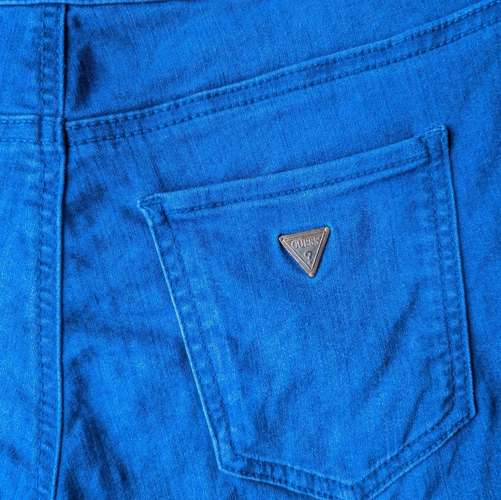 Guess High Waist Button Fly Stretch Denim Shorts Medium Blue Size 27 - Picture 6 of 6